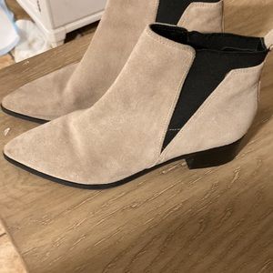 booties shoes Marc fisher  size 71/2